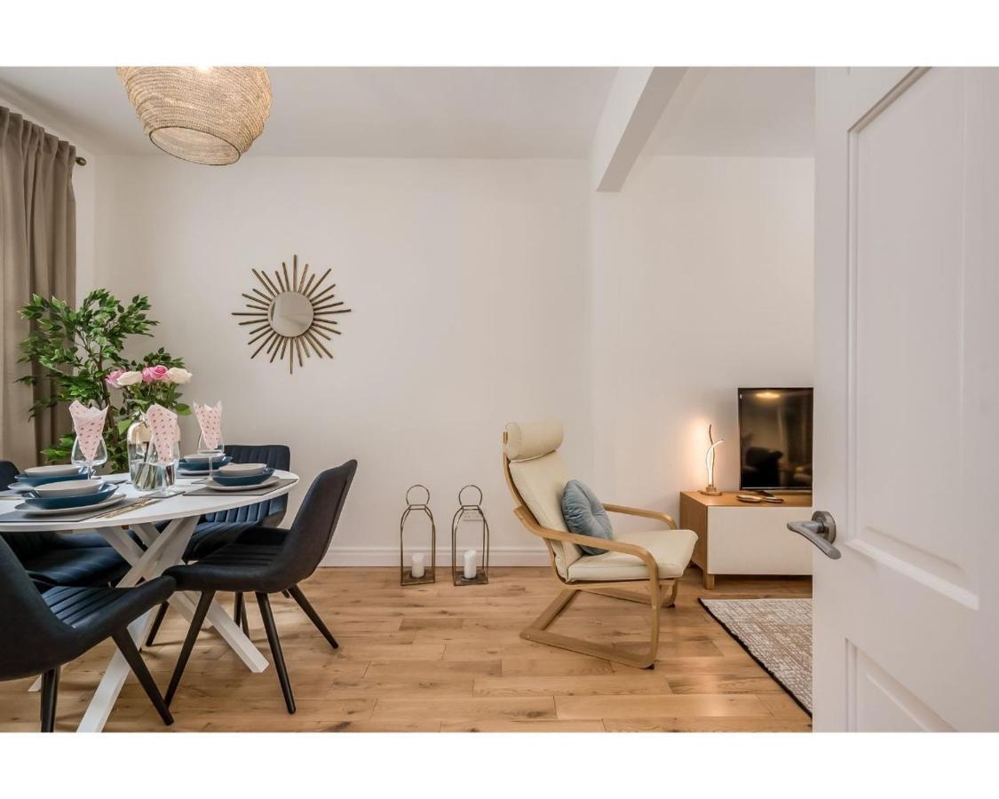 Central Belfast Apartments Chic Luxe R&R Kültér fotó