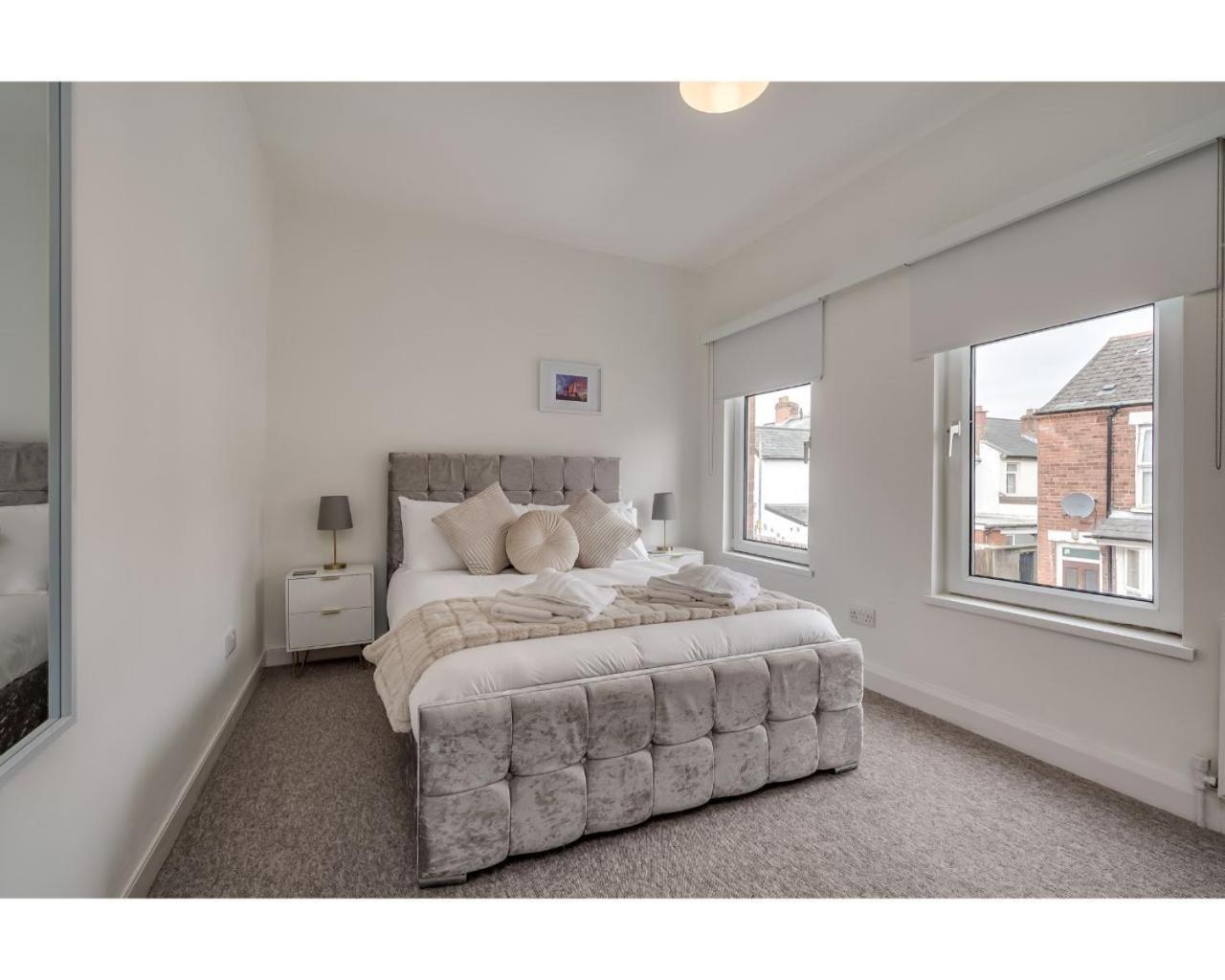 Central Belfast Apartments Chic Luxe R&R Szoba fotó