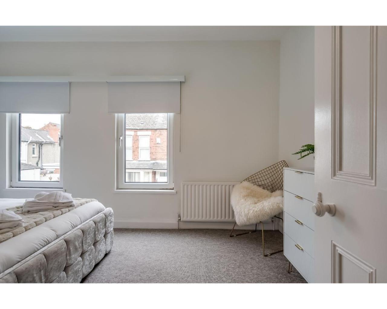 Central Belfast Apartments Chic Luxe R&R Szoba fotó
